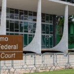 STF: Gilmar critica...