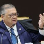 Dino manda PF...