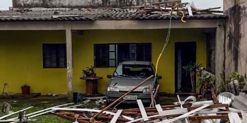 Quatro pessoas estão desaparecidas no RS após temporal
