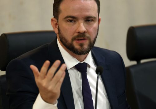 Nova versão do Desenrola será lançada após viagem de Lula, diz Durigan