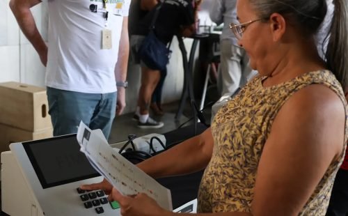 TRE-RJ distribui mais de 1 milhão de colas eleitorais para dia do voto