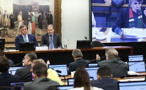 Comissão da Câmara aprova redução da maioridade penal para 16 anos