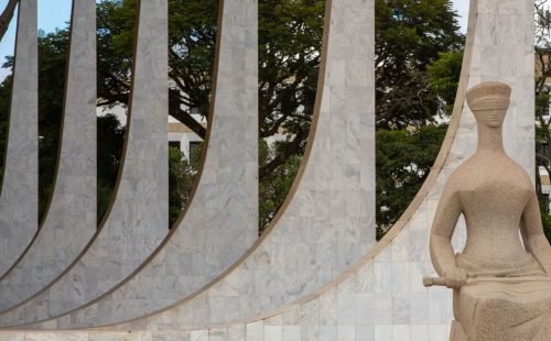 Moraes determina bloqueio de até R$ 6 bilhões do advogado Willer Tomaz