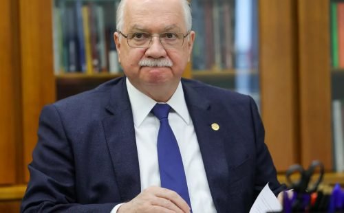 Master: Fachin se reúne com PF para tratar de citações a ministros