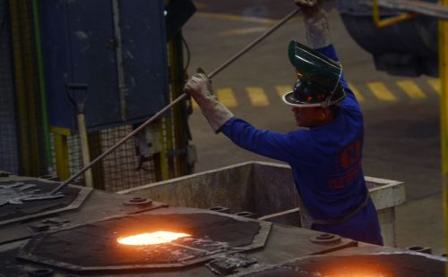 Governo define setores que podem acessar crédito de R$ 15 bilhões