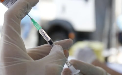 Estações do MetrôRio terão pontos de vacinação contra gripe e sarampo