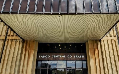 BC reduz projeção de crescimento da economia para 1,8%