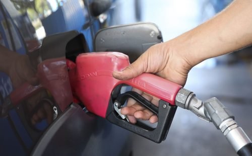 Fazenda mantém subsídio de R$ 2,12 ao óleo diesel