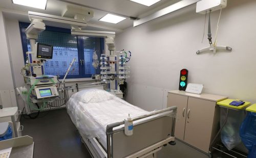 Perder fôlego ao subir escada pode ser sinal de insuficiência cardíaca