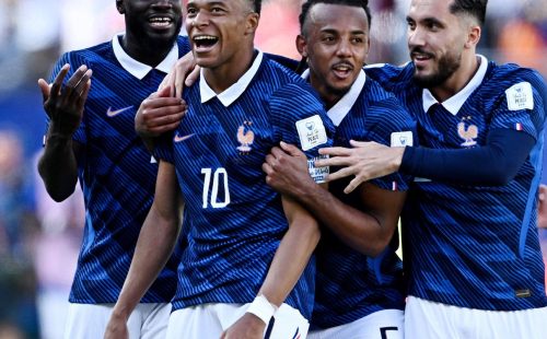 França vence Senegal por 3 a 1 na estreia do Grupo I da Copa do Mundo