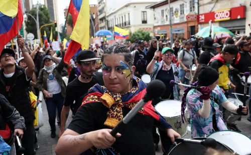 Colômbia vive protestos contra o governo de La Espriella
