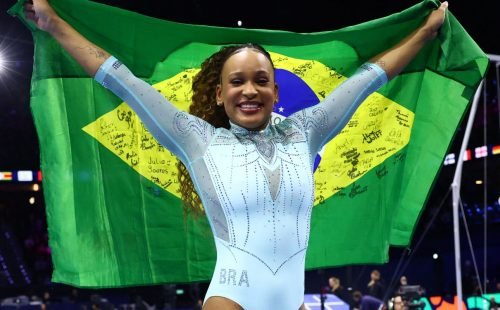 Rebeca Andrade conquista o tri no Mundial de Ginástica na Holanda