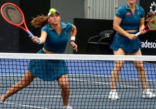 Naná e Victória caem, mas Luisa Stefani vai às semifinais do SP Open