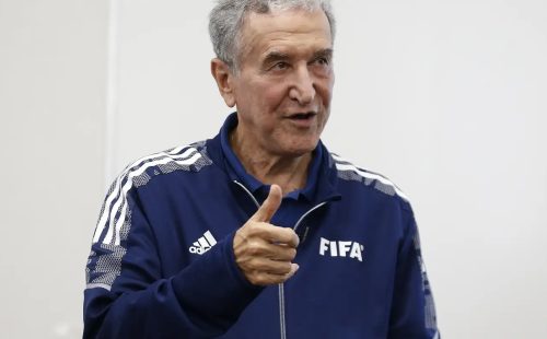 Técnico do tetra, Carlos Alberto Parreira é internado no Rio