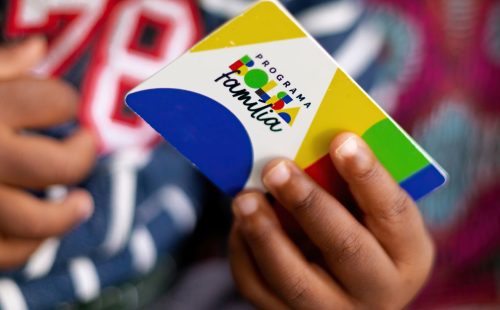 Caixa paga hoje Bolsa Família a beneficiários com NIS de final 3