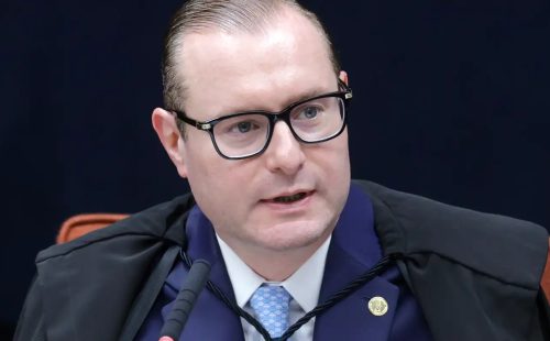 Zanin, do STF, suspende eleição indireta para governo do Rio