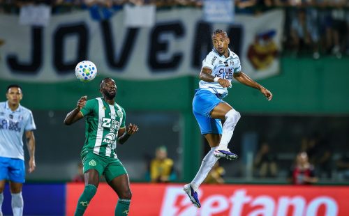 Brasileiro: Chapecoense e Grêmio ficam no empate de 1 a 1