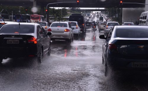 Chuvas avançam sobre as regiões Nordeste e Norte