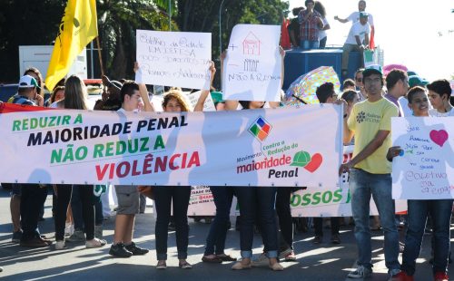 Entidades criticam aprovação redução da maioridade penal na CCJ