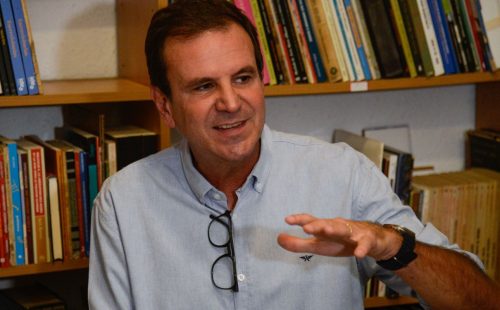 Paes diz que secretário de Defesa do Consumidor do Rio sofreu atentado