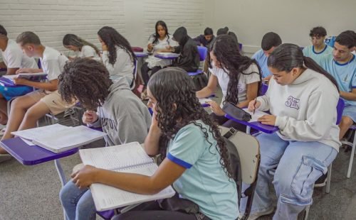 Estudantes de escolas públicas querem ensino e aprendizagem melhores