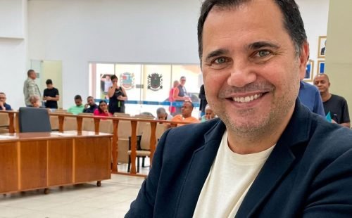 Secretário de Queimados, no Rio, morre baleado em abordagem da PM