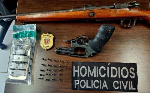 PR: Polícia prende cinco suspeitos por roubo de R$ 15 milhões em joias