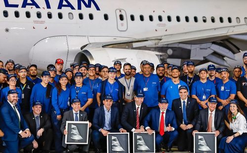 Latam incorpora na frota os primeiros aviões da Embraer