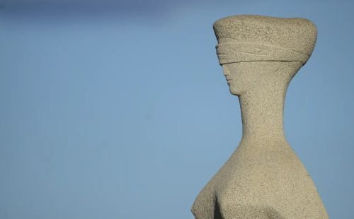 STF decide que ISS não integra base de cálculo do PIS/Cofins