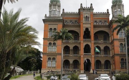 Fiocruz e Ministério das Cidades lançam editais unindo cultura e saúde