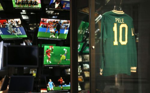 Museu do Futebol lança audioguia em formato de programa de rádio