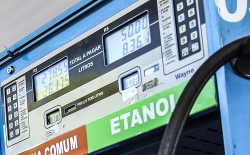 Governo aumento mistura do etanol na gasolina para 30%