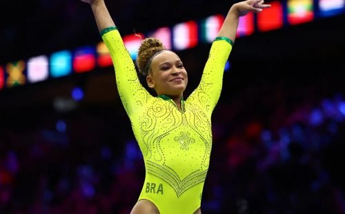 Rebeca, Flavinha e Lorrane avançam às finais do Mundial de Ginástica