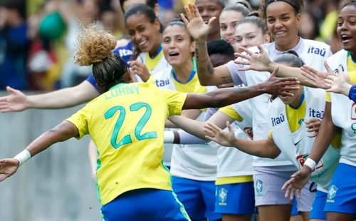 Seleção feminina faz 3 a 1 na Argentina em primeiro jogo no Beira-Rio