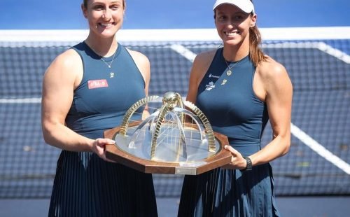 Stefani é bicampeã de duplas do SP Open, o 1º ao lado de Dabrowski