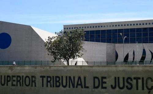 PF prende prefeito de Palmas por vazamento de investigação sigilosa