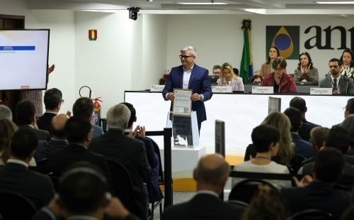 Maior leilão do pré-sal termina com sete dos 13 blocos arrematados