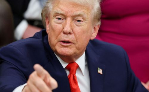 Trump diz que Estados Unidos “estão prontos para ajudar o Irã”