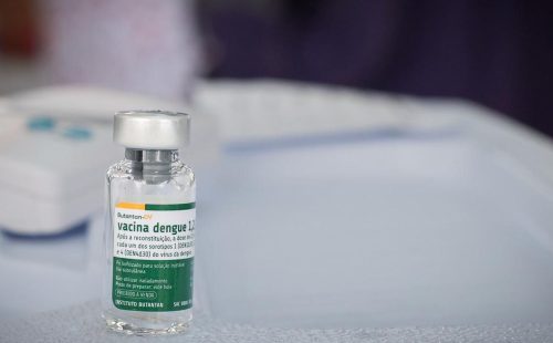 Butantan antecipa entrega de 1,3 mi de vacinas contra dengue ao SUS
